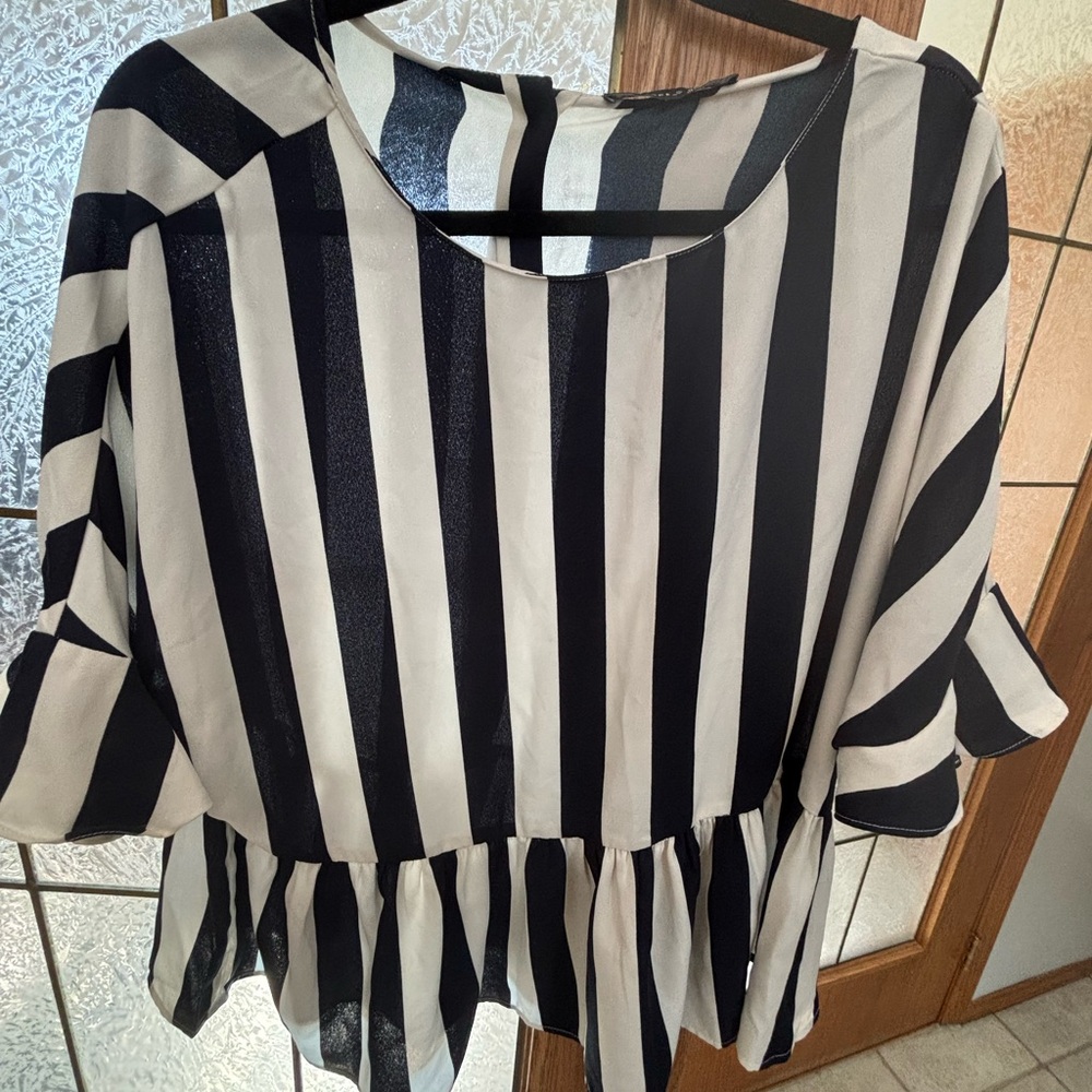 BLACK TAPE NAVY & WHITE STRIPED PEPLUM TOP 25” PTP